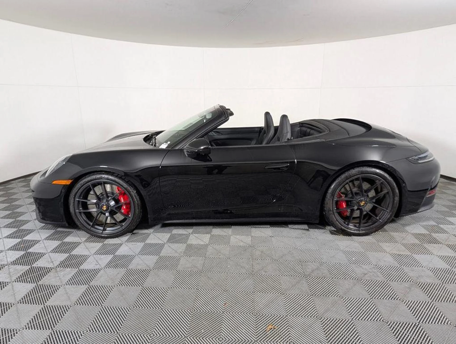 mph001_2865544819_Kns_Iriq98_I4d_MZ_Cu_F_Bs_C_Tk3_T8_UI_ef60a910b7