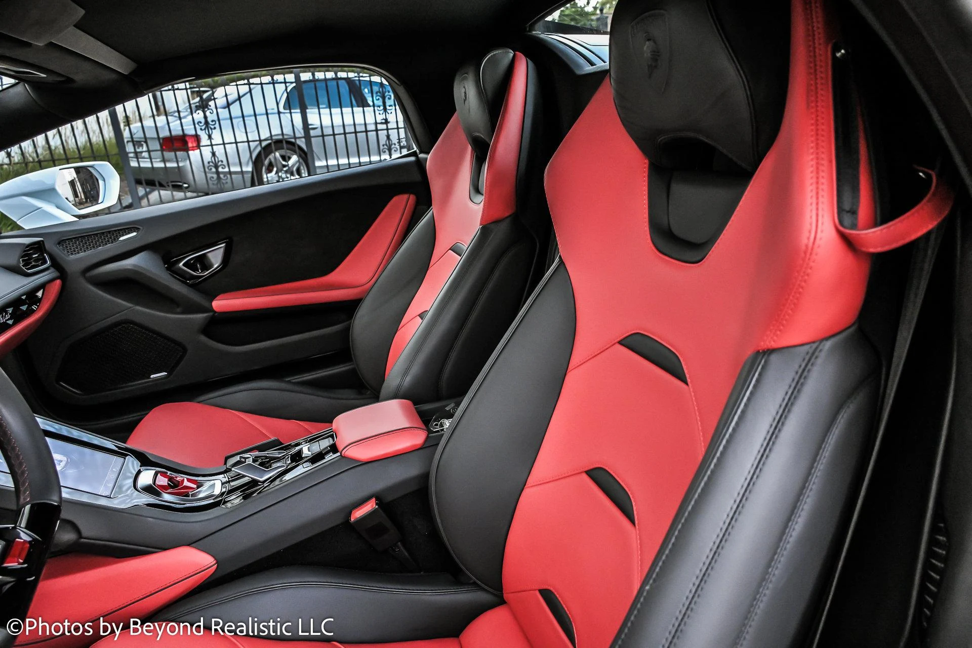 mph001_2868443728_Used_2024_Lamborghini_Huracan_EVO_Spyder_1755331798_62606948e6