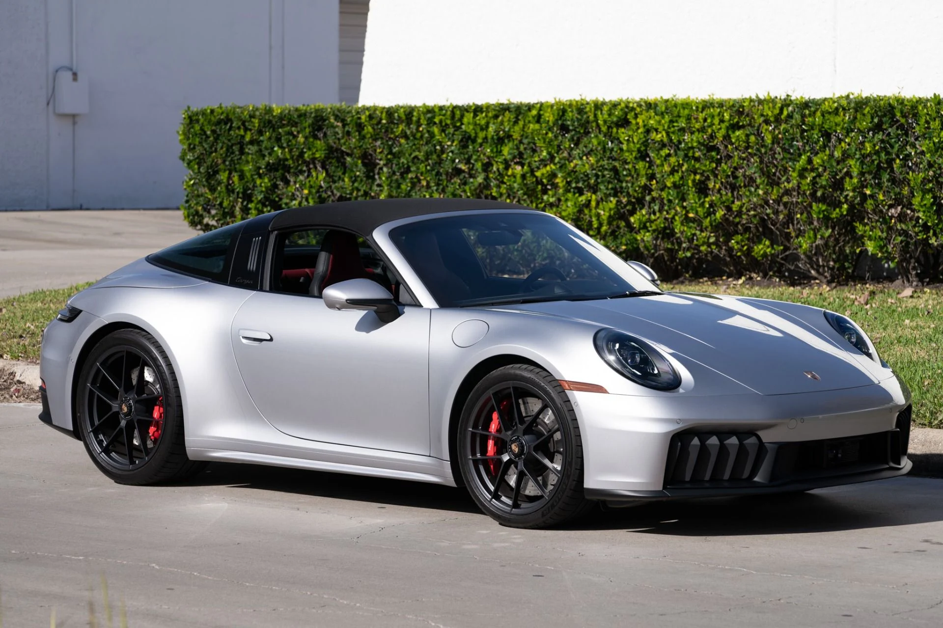 mph001_2869281380_Used_2026_Porsche_911_Targa_4_GTS_Targa_4_GTS_1767211945_11ebc89d96