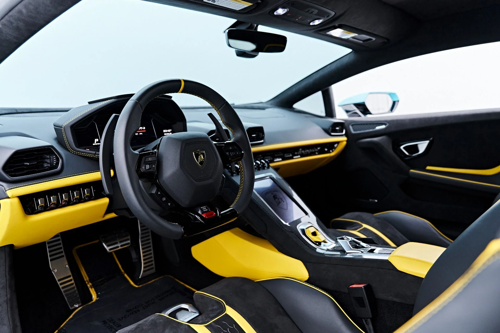 mph001_2869598020_Used_2024_Lamborghini_Huracan_Tecnica_Base_1788455302_1fd04fdb37
