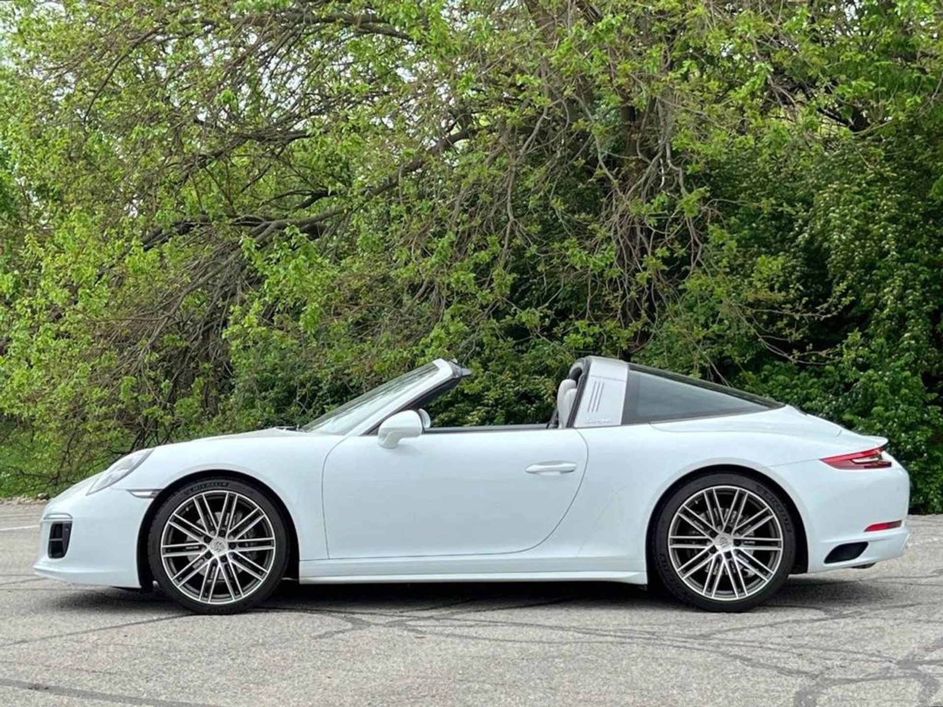 mph001_2872074968_cta1h0el4gg8xyw1c_G60_Jn_QE_Fc8_7770bd6a03