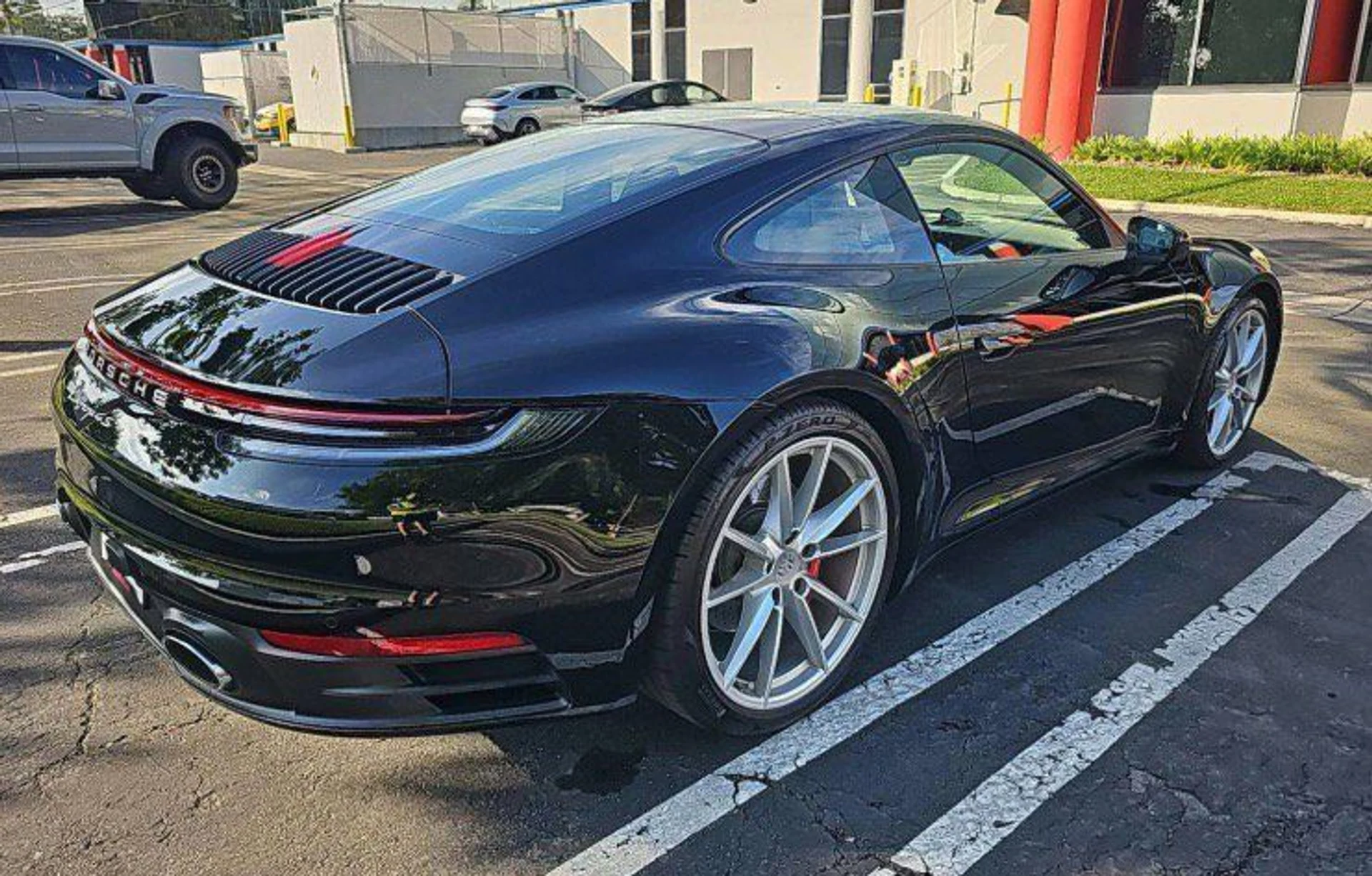 mph001_2883946044_473b0622dfc96d2b618baddcc2baf31cx_d405280c09