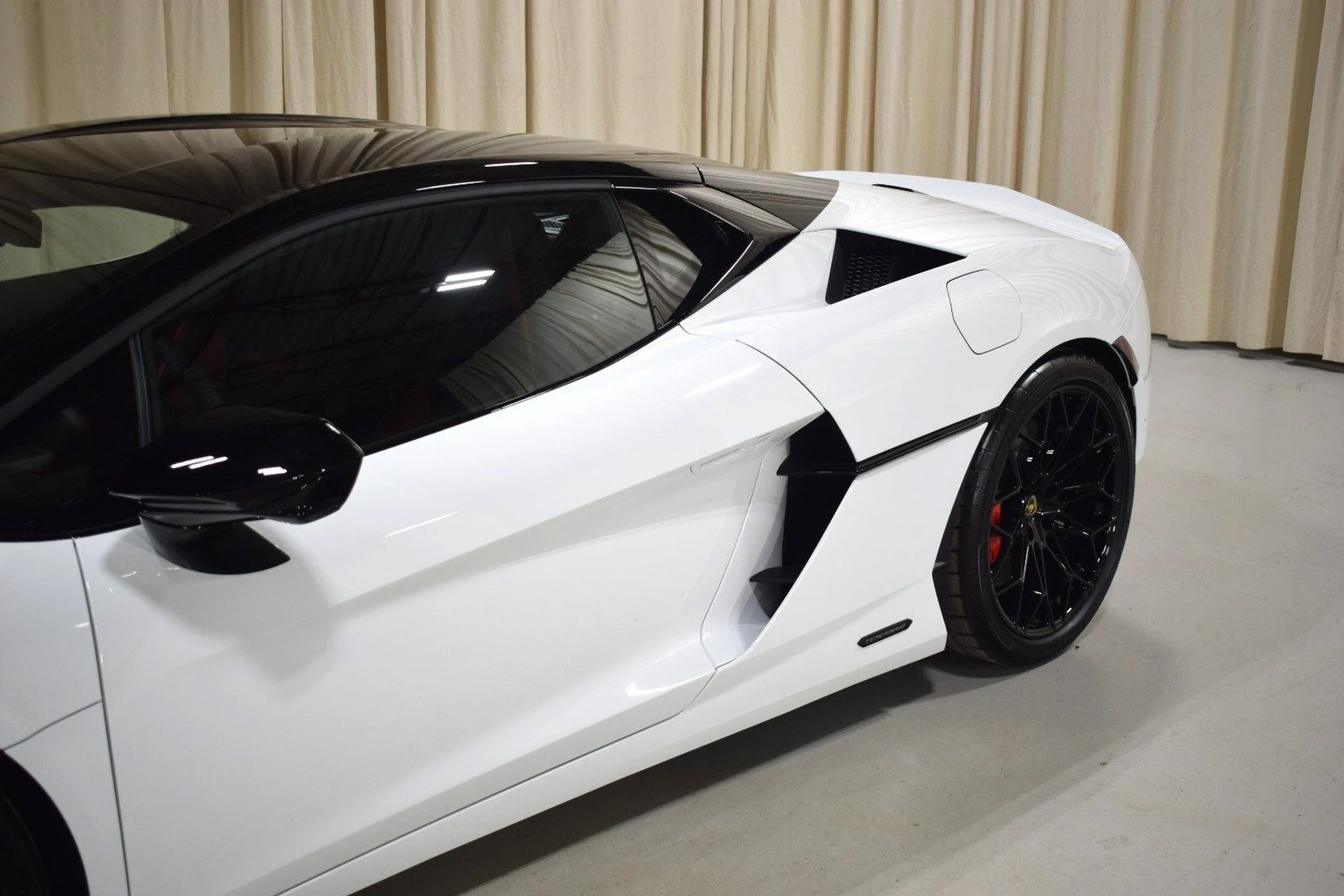 mph001_2887298672_44dc9450d3486c419dababf022ab2a01x_02fba96451