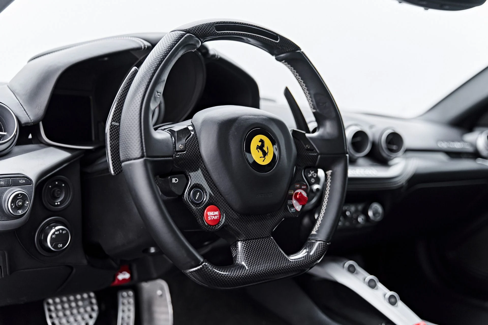 mph001_2892695273_Used_2015_Ferrari_F12_Berlinetta_1790206443_2ce09cf804