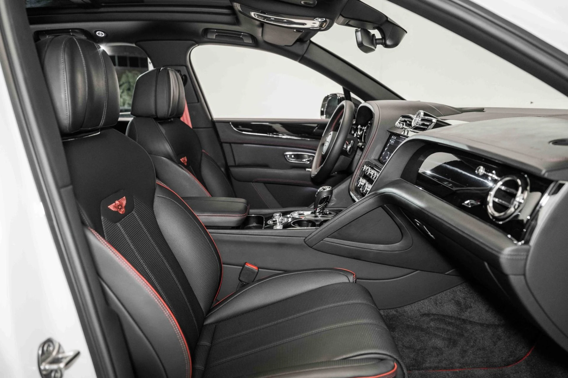 mph001_2896160837_Used_2022_Bentley_Bentayga_S_1725543345_a59f97aced