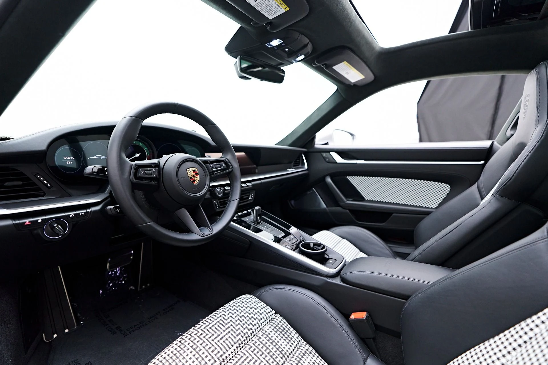 mph001_2908217983_Used_2024_Porsche_911_Turbo_S_1754417049_dd1f2ac13a