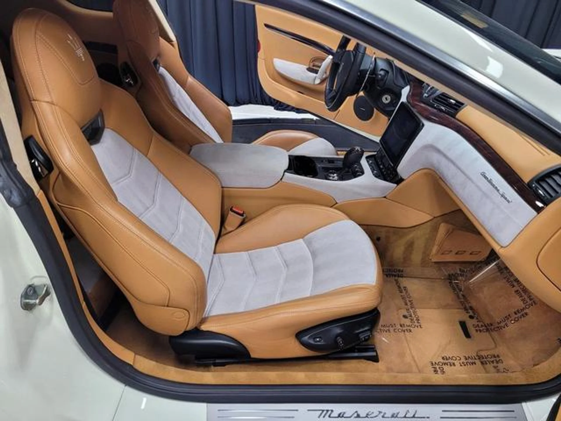 mph001_2913704700_lu_Tfxt_Sjo_SR_Sydk_VF_Sx_Oo6_CLI_8_M_70e403066e