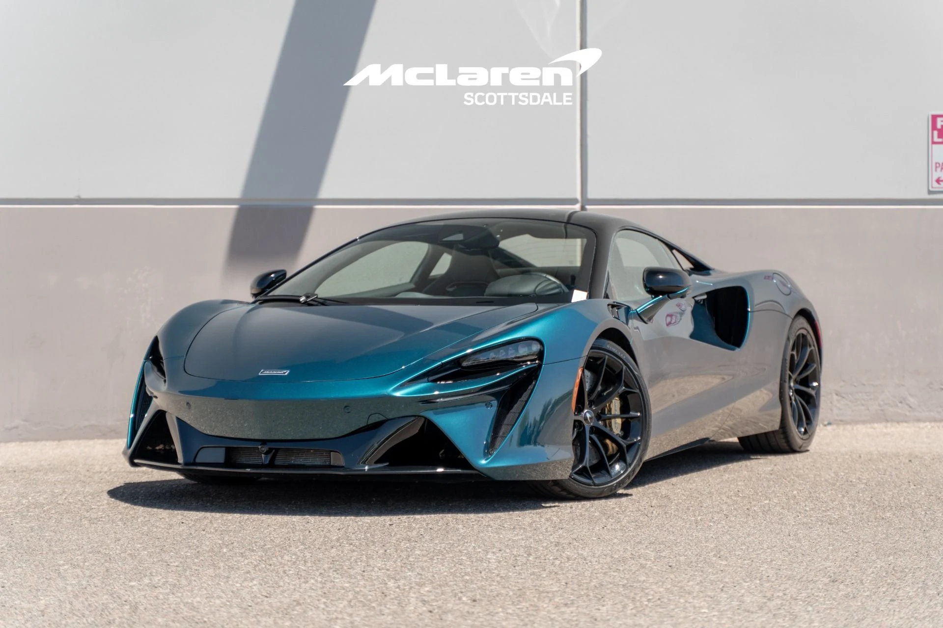 mph001_2914557591_Used_2023_MCLAREN_ARTURA_1780692294_9d9fe8dd9f