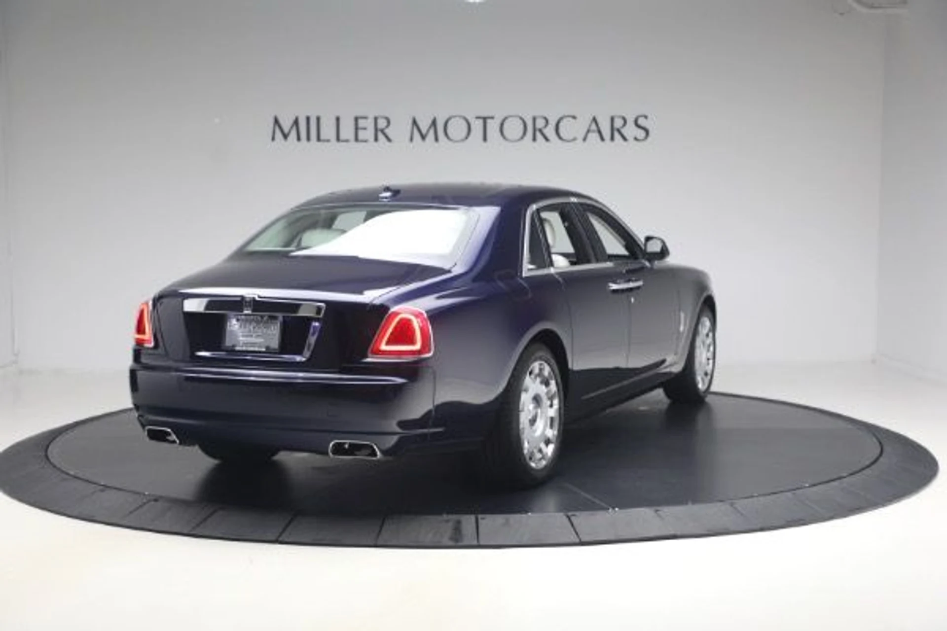 mph001_2915001173_Used_2014_Rolls_Royce_Ghost_7ecf00c7e6