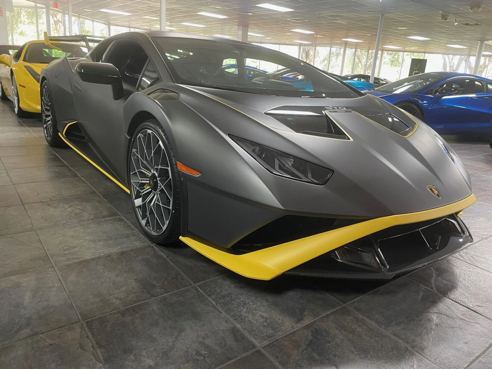 mph001_2919268138_426_p2_l_17bb8cb046