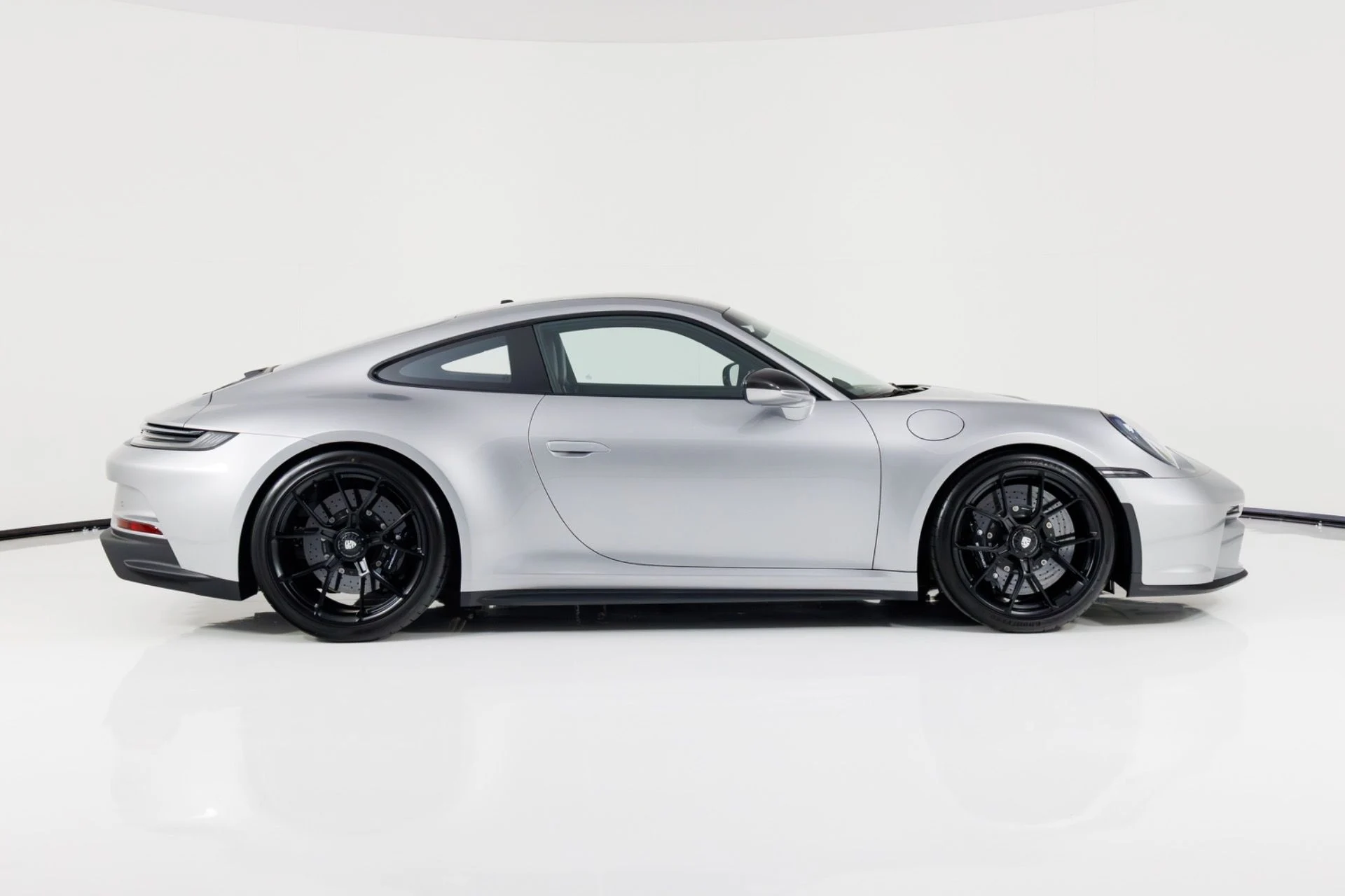 mph001_2922574761_Used_2022_Porsche_911_GT_3_Touring_1790711490_706325cd4b