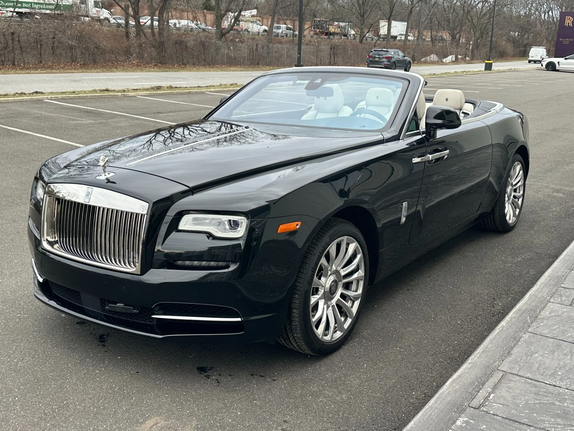 mph001_2932581236_Used_2018_Rolls_Royce_Dawn_1773697535_23c48c2e5c