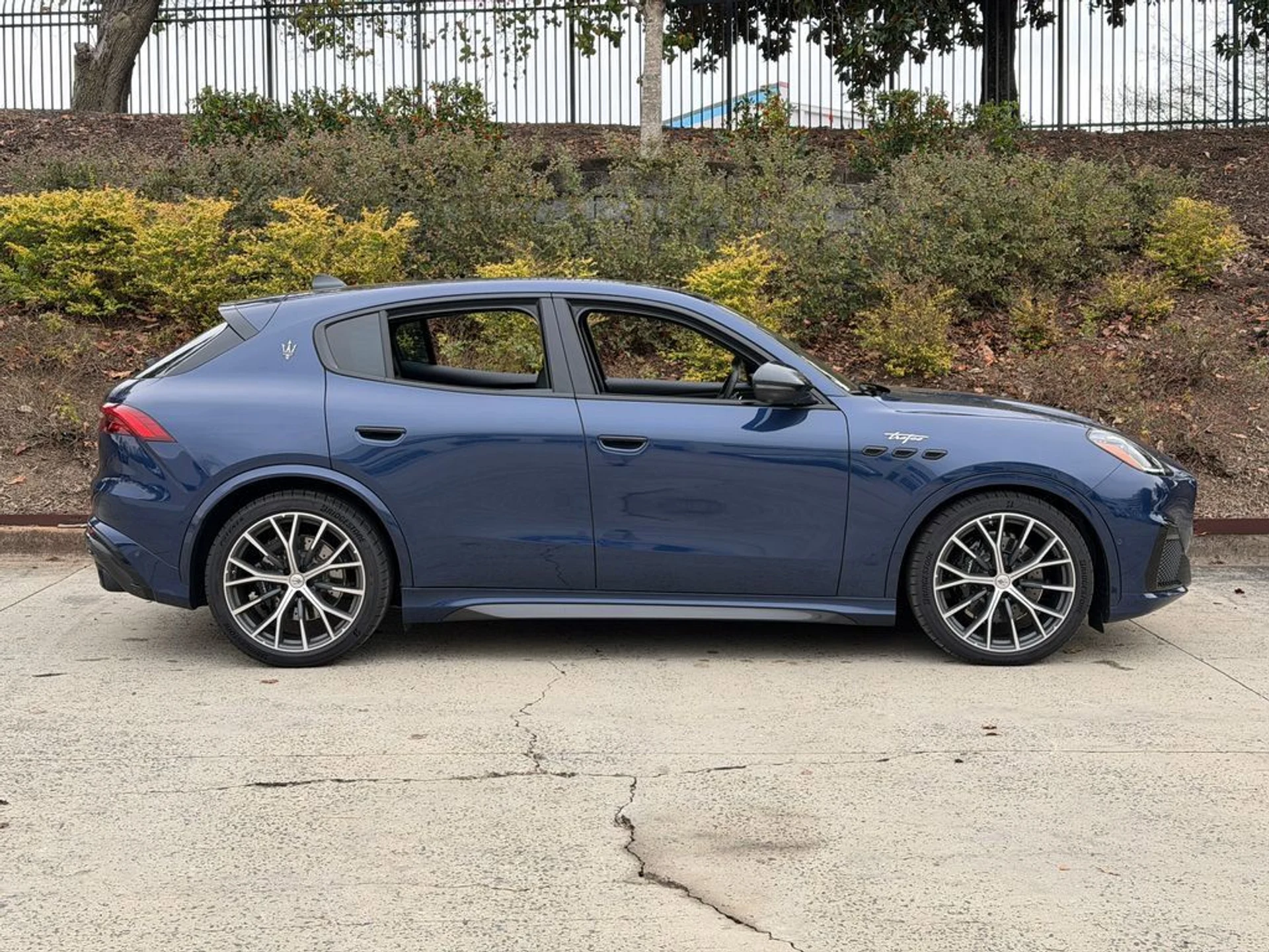 mph001_2934439870_04f2285b36aa46fdb84165ac88ac713f_afff1fd2fd