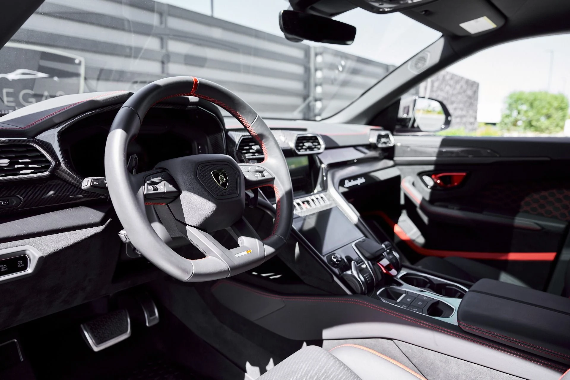 mph001_2944778121_Used_2024_Lamborghini_Urus_Performante_1773968227_771d78d2ba