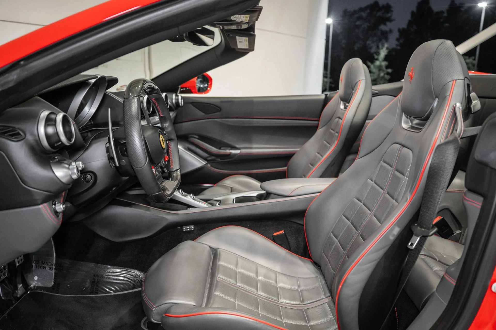 mph001_2950812563_Used_2019_Ferrari_Portofino_1780718714_4f5bb276eb