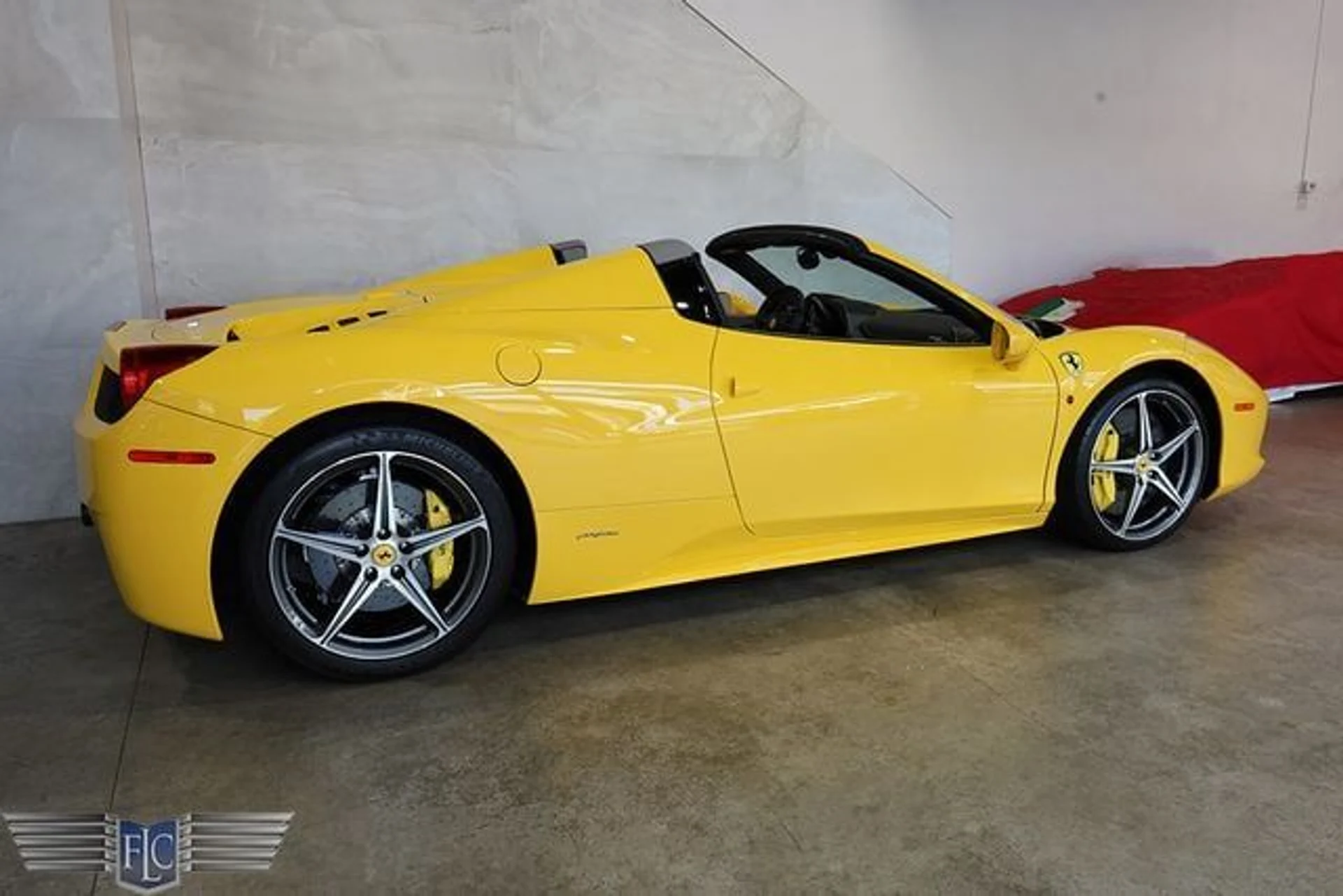 mph001_2951653912_used_2015_ferrari_458_italia_2drconvertible_9689_23049231_5_640_f4d5ca8536