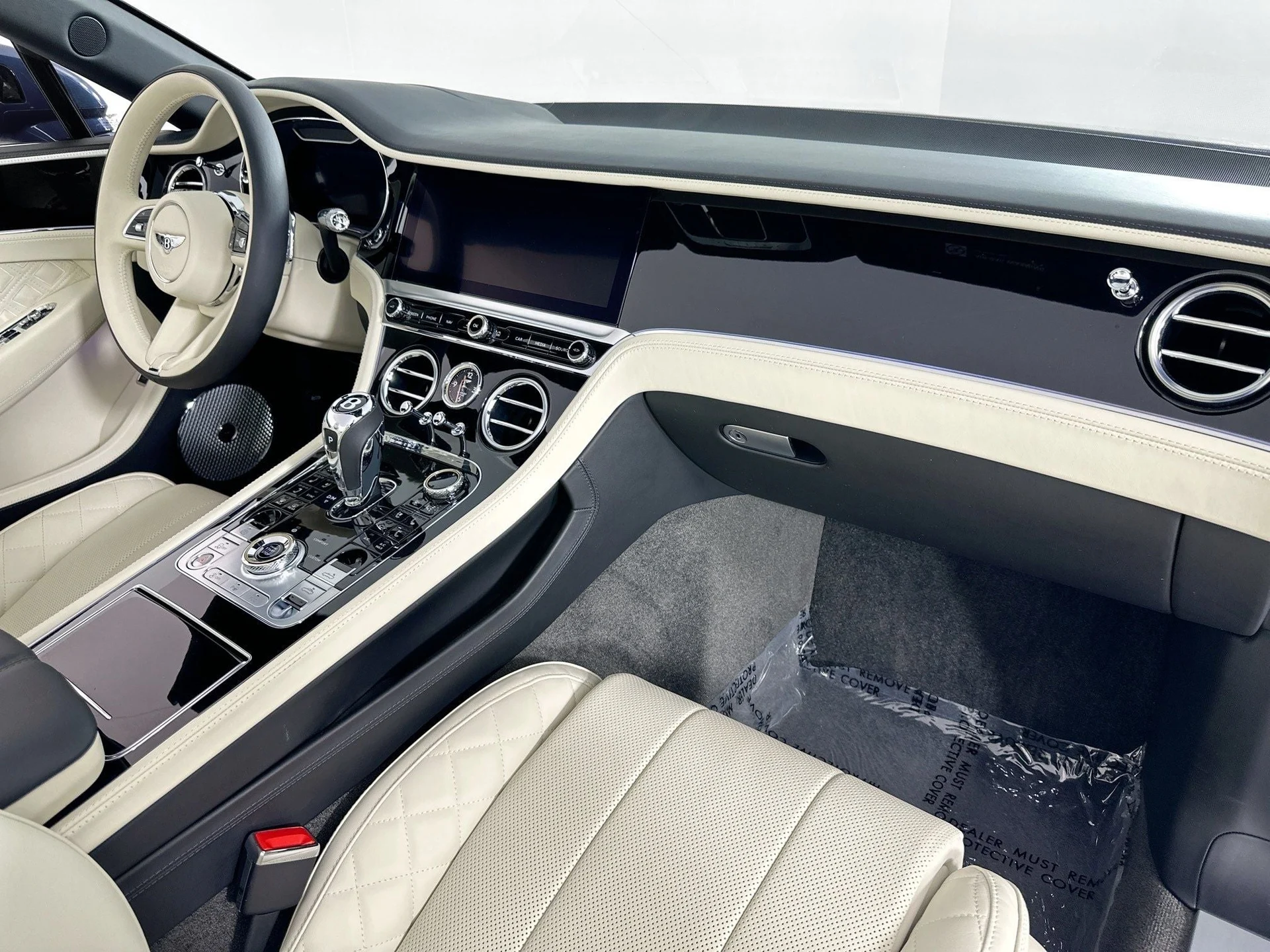 mph001_295565819_2_4c1ca13c7b