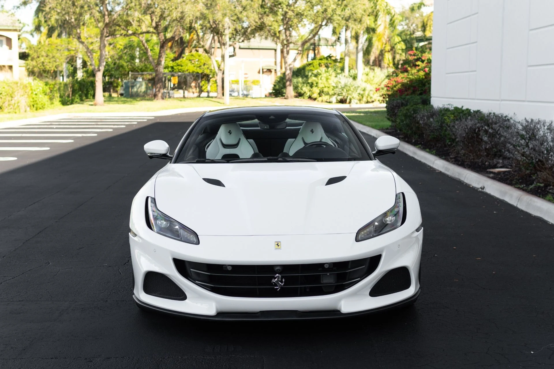 mph001_2955882935_Used_2023_Ferrari_Portofino_M_1766185478_767ef8765b