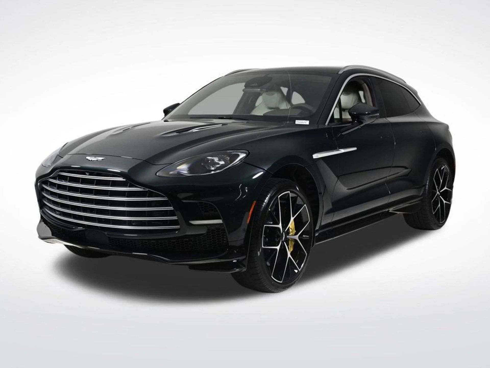 mph001_2958290173_new_2026_aston_martin_dbx_707awd_11350_22961109_1_1024_7a7f076e9f