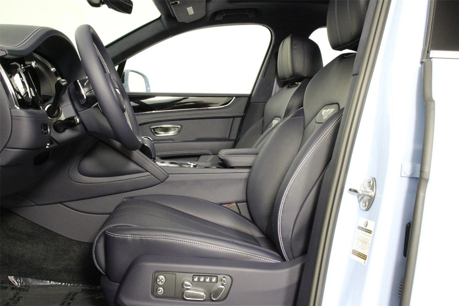 mph001_2964649062_0afc1e74c7ab4dfc63b318fa5f4f826d_e9cb726791