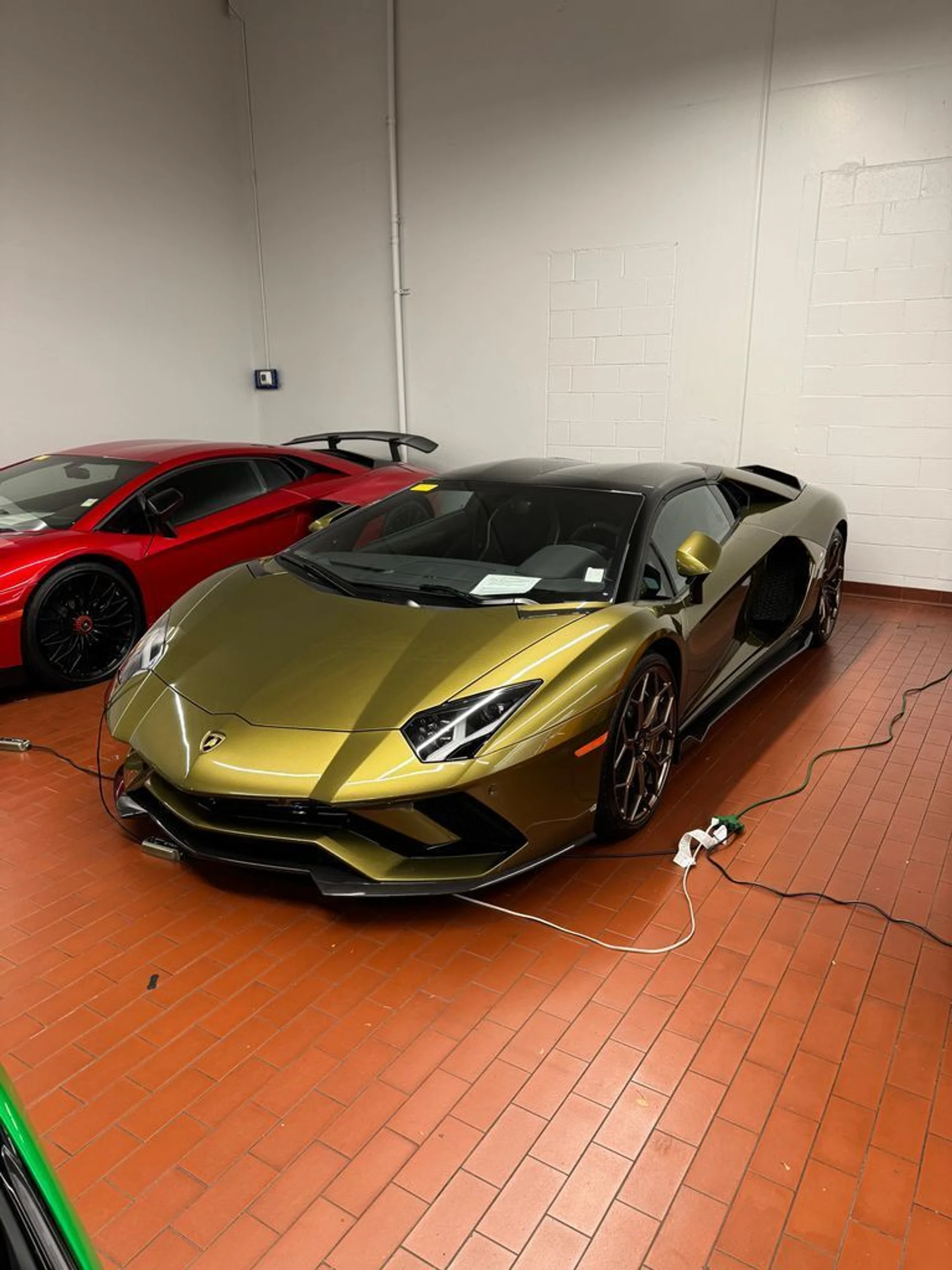 mph001_2965391880_md0wune0vwckmlnlkwll2hj9373t_fa20d39676