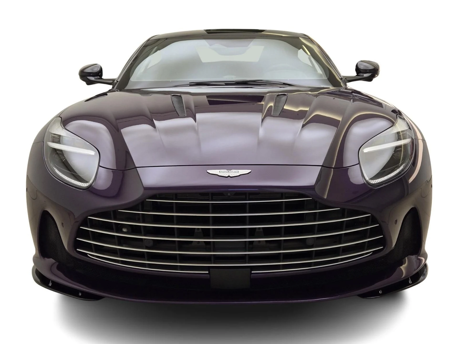 mph001_2966400937_Used_2025_Aston_Martin_DB_12_1752731132_5fcdb19bfe