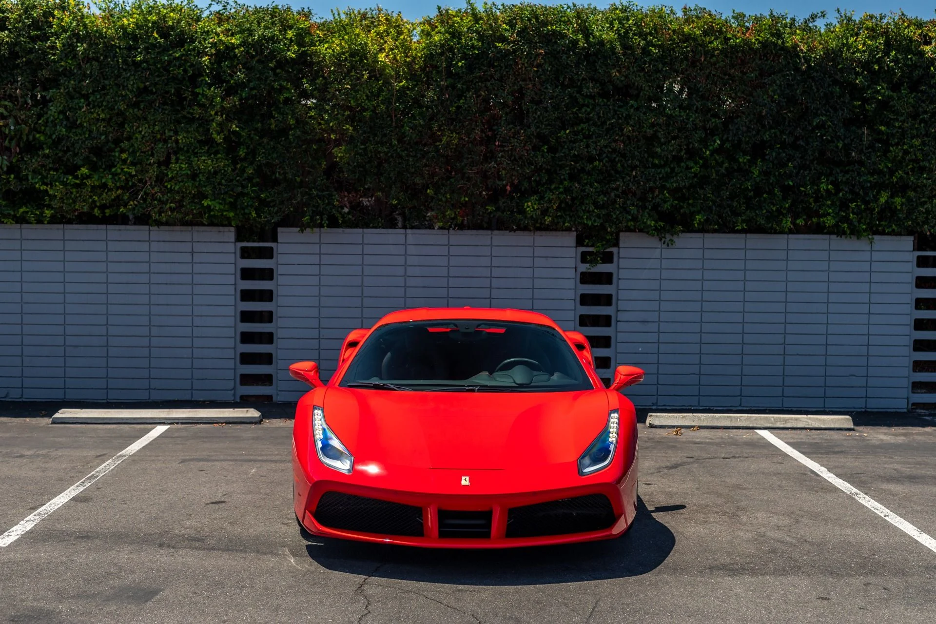 mph001_2968847739_Used_2016_Ferrari_488_GTB_1754854677_a87b369691