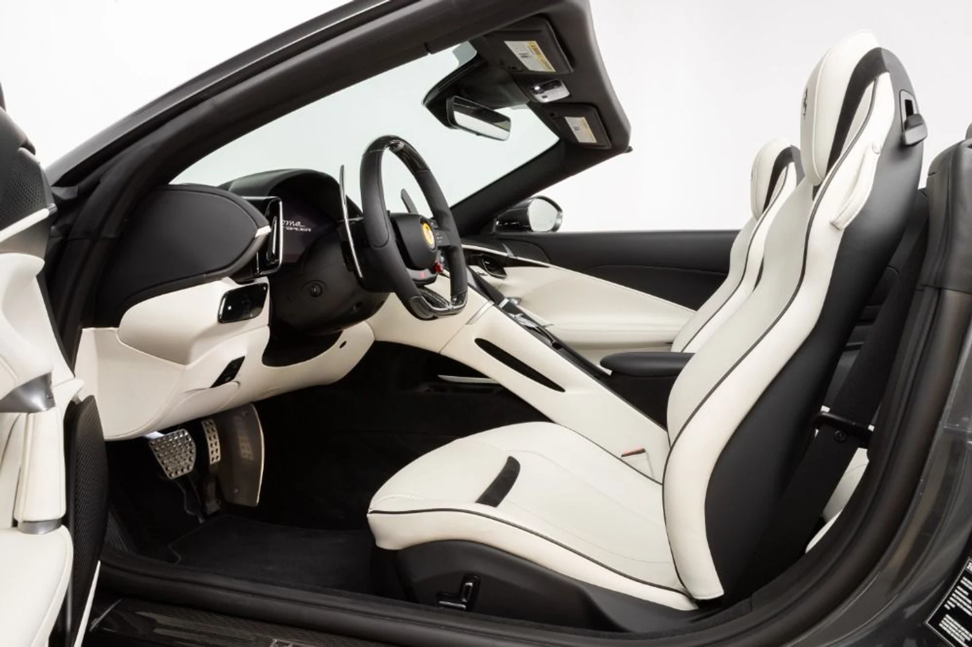 mph001_2970244881_Used_2024_Ferrari_Roma_Spider_f7433609ad