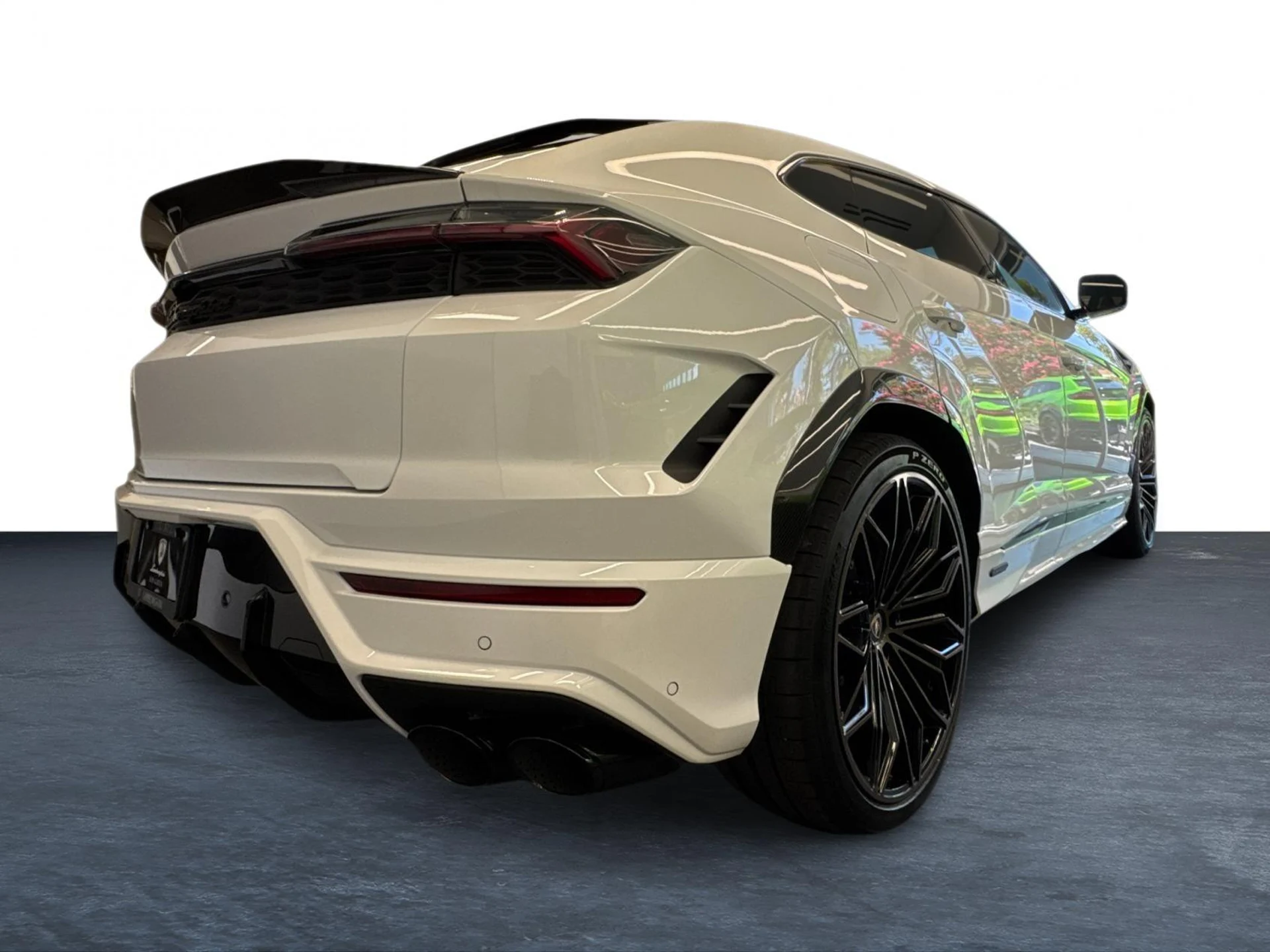 mph001_2974876_New_2026_Lamborghini_Urus_SE_1786111356_99cdbb2f8f