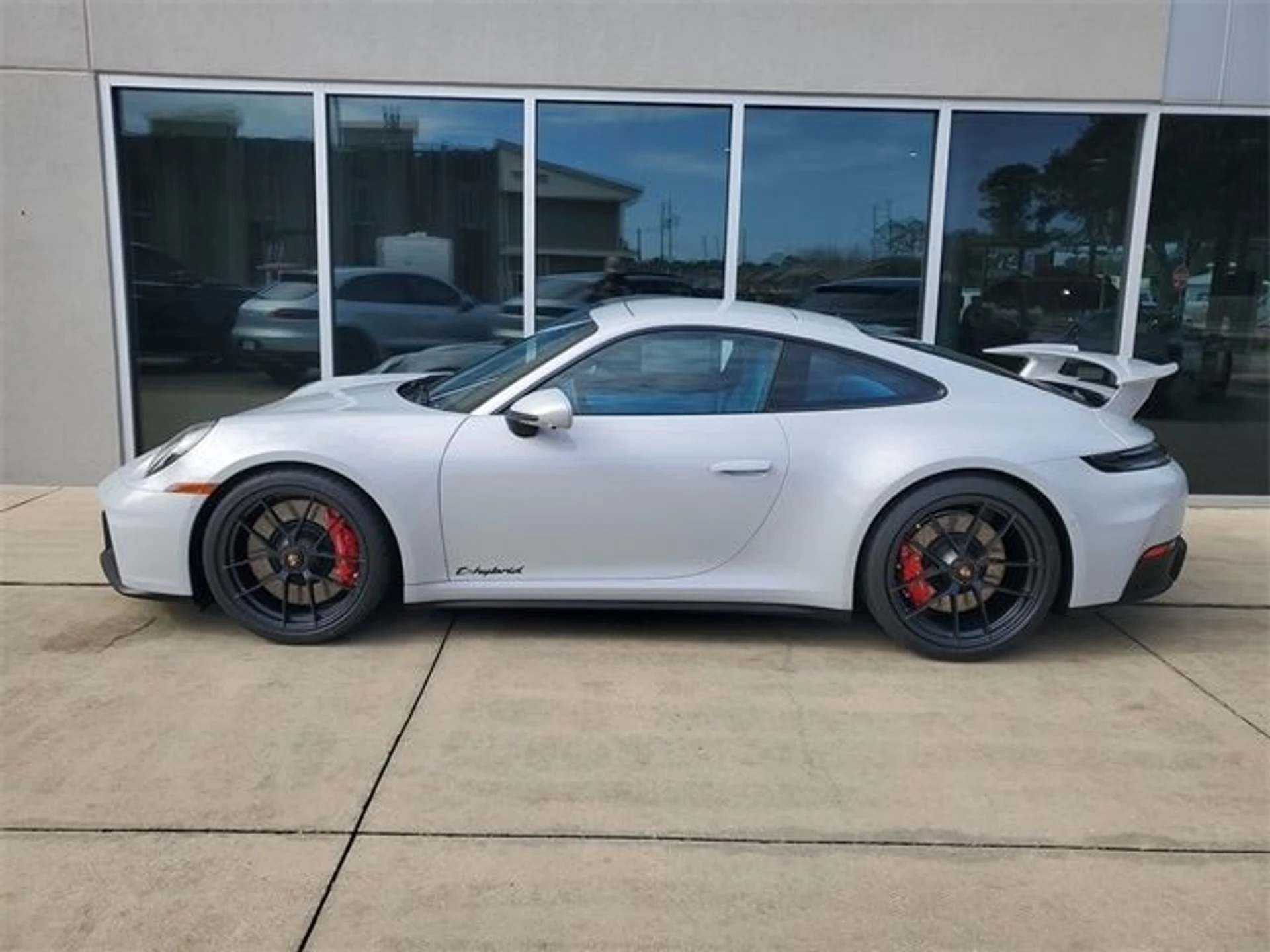 mph001_2976306354_96f200c2ab076deba421d23bebb4bc65x_48304b8575