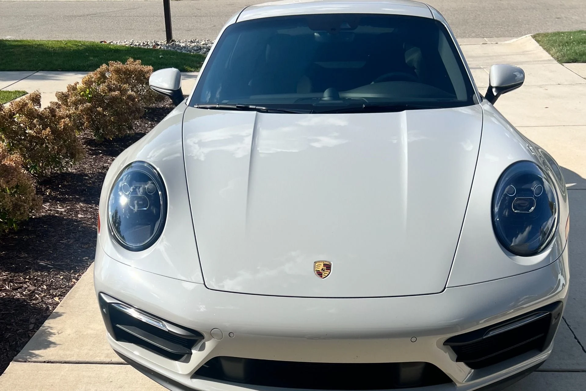 mph001_2983168187_Used_2024_Porsche_911_Carrera_4_GTS_1760722741_d0f210d228
