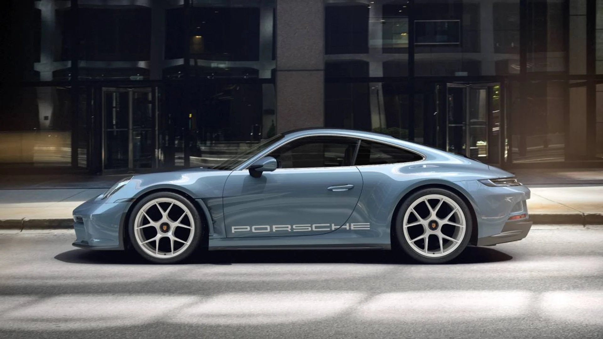 mph001_2997888934_2_665e35ee32