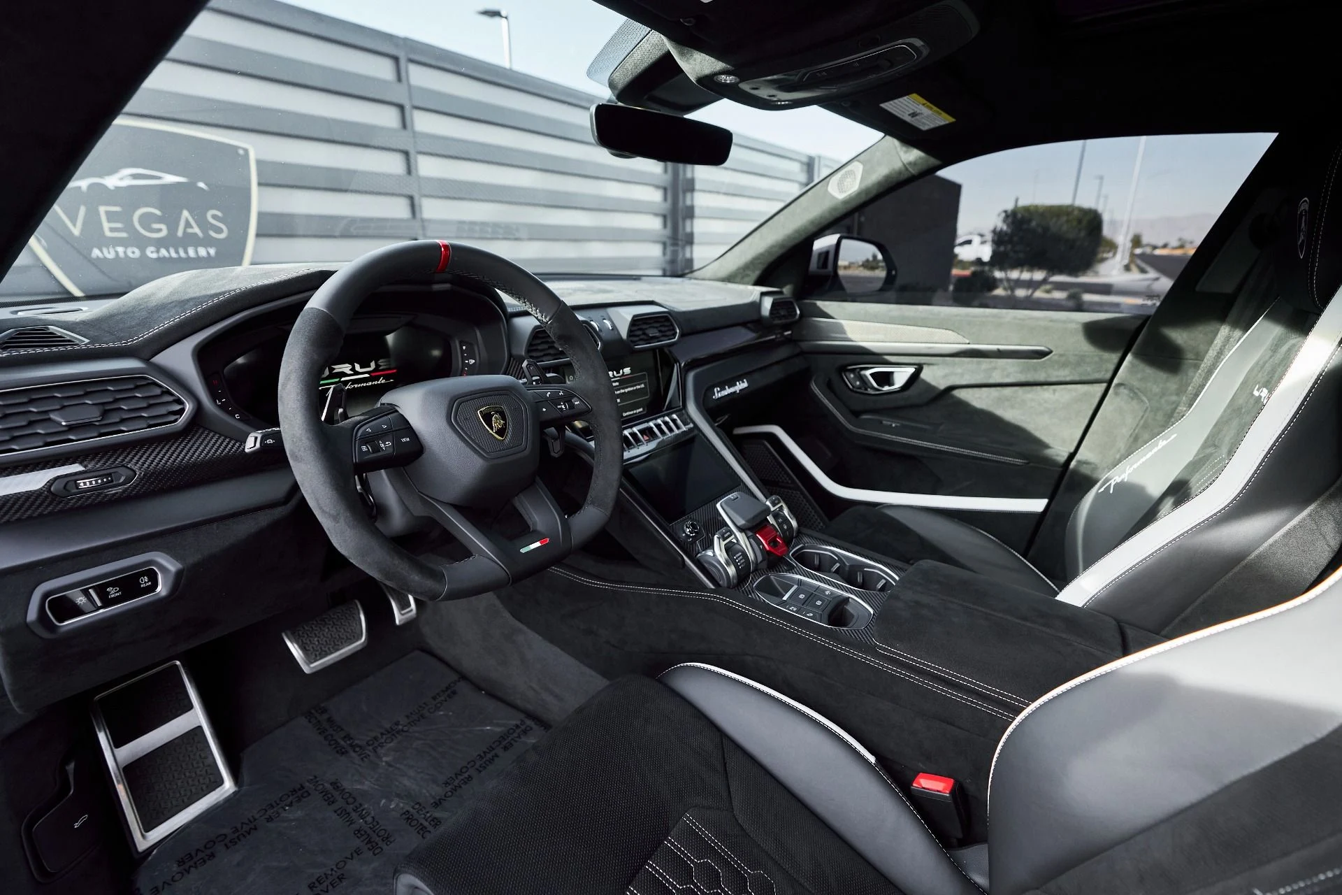 mph001_2998556964_Used_2024_Lamborghini_Urus_Performante_1764730664_cd1c7754a2