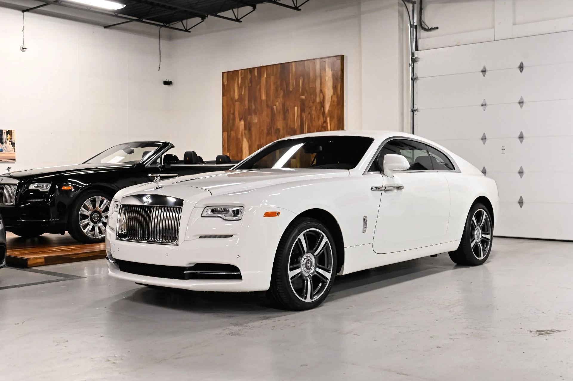 mph001_3003383809_Used_2017_Rolls_Royce_Wraith_1793129831_79233cde36