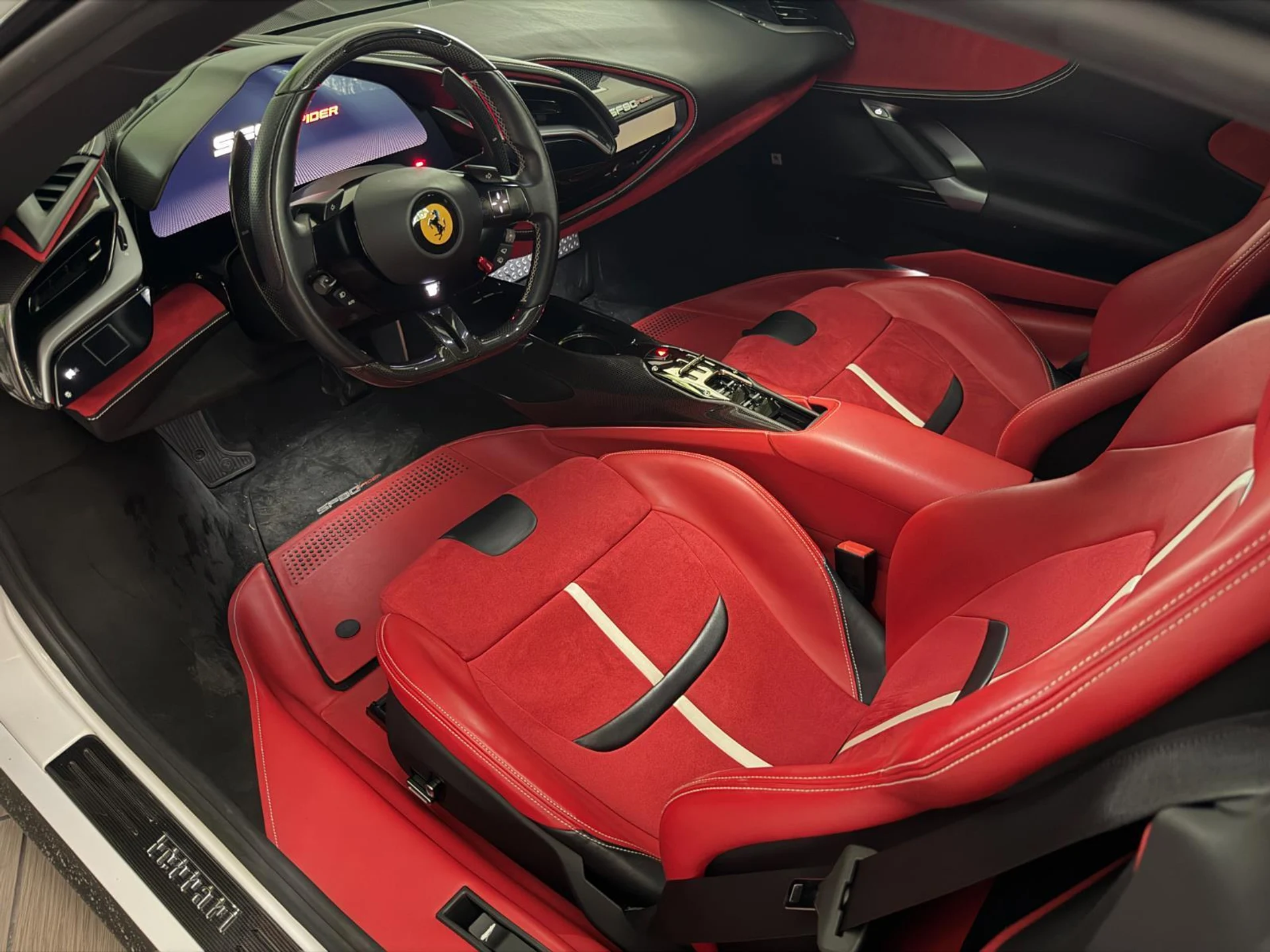 mph001_3003903963_Used_2022_Ferrari_SF_90_Spider_Convertible_1775073783_233fefca1e