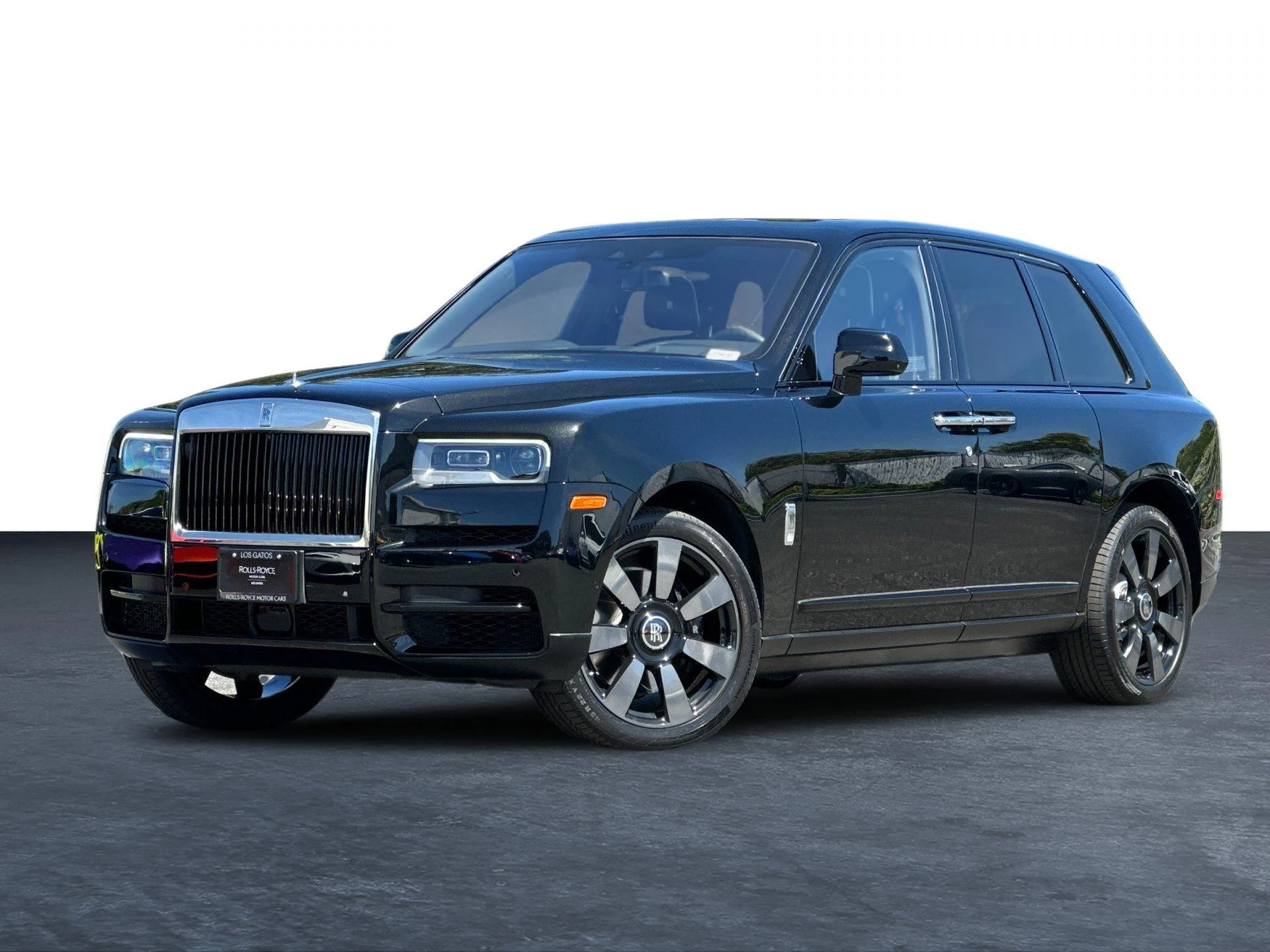 mph001_3014879587_Used_2023_Rolls_Royce_Cullinan_1777018509_307aa8ff47