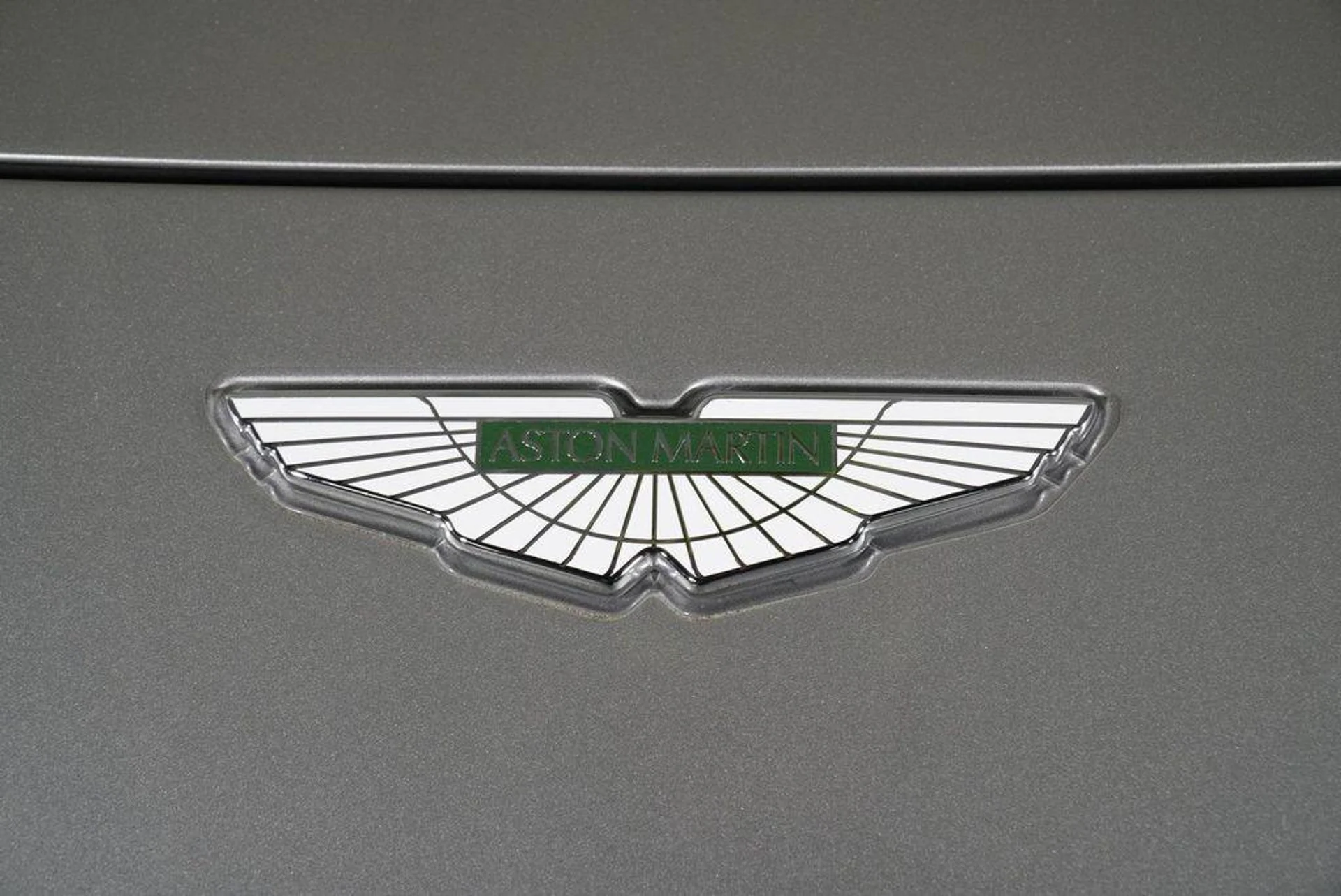 mph001_3016024991_x_Sr_Avisxqa_G_Ilvd_Wh9_CB_41r_E9l4_65c06fd89b