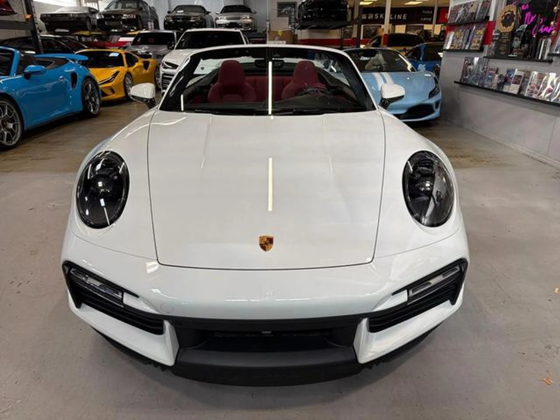 mph001_3028975016_i_U1snc1_Pw0sz_Jyh_X4gx_UG_Kn1j_I_0d6df7ffa8