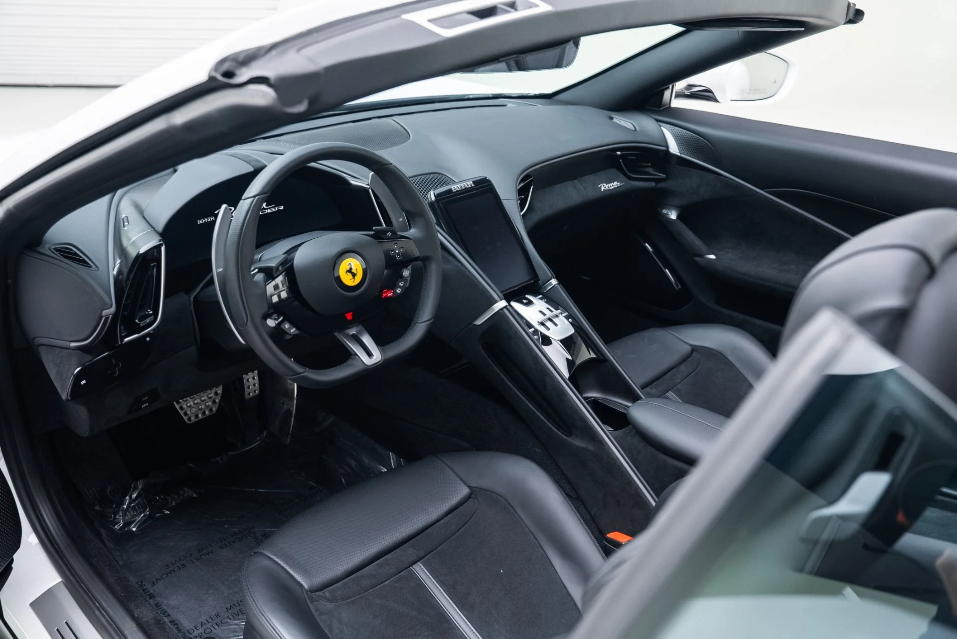 mph001_3032409083_Used_2025_Ferrari_Roma_Spider_1766089214_2cf50b47f9