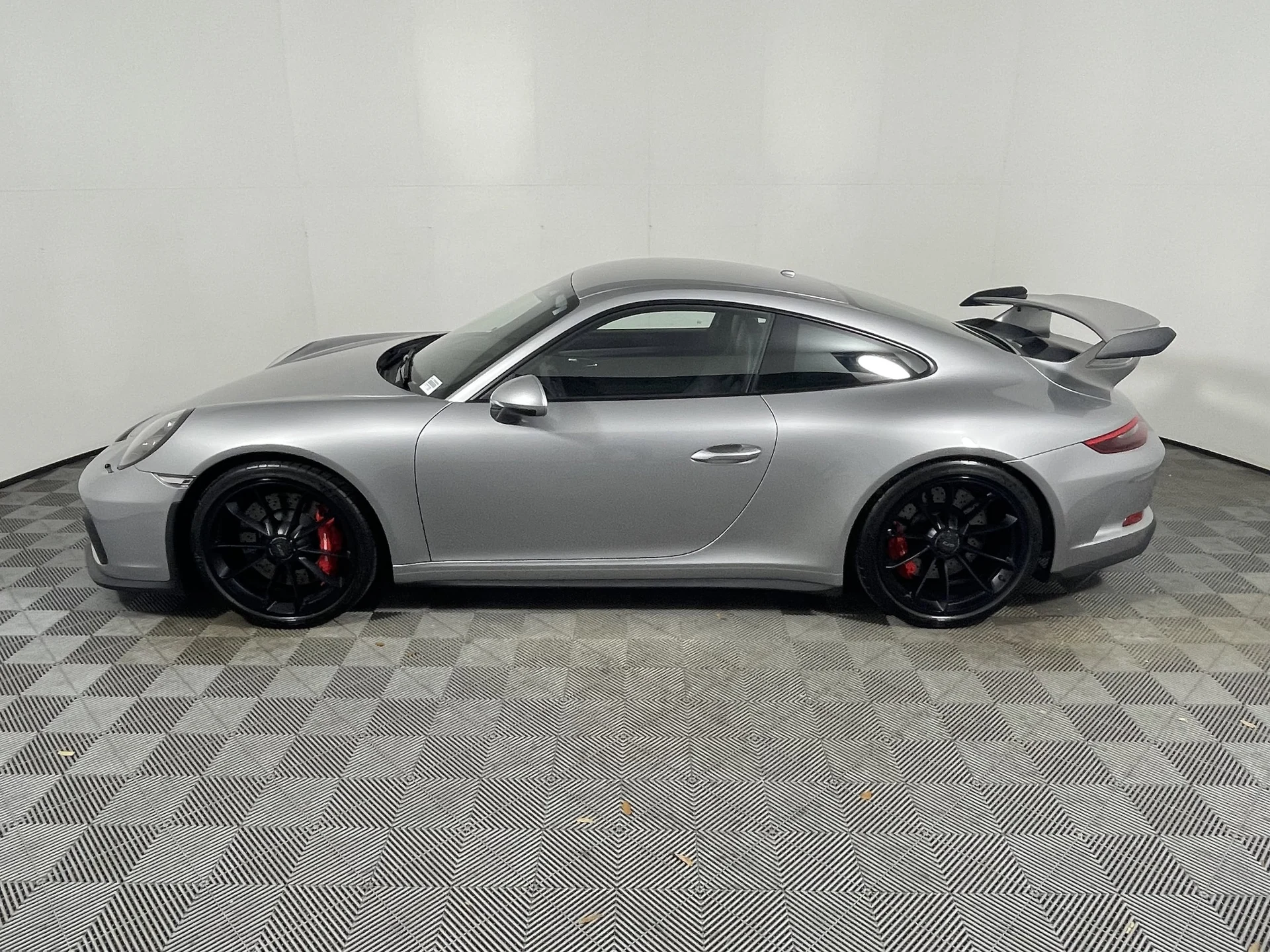 mph001_3038901033_057556d9db0778b6dfdcf0b9ddf2f293x_2be05a8425