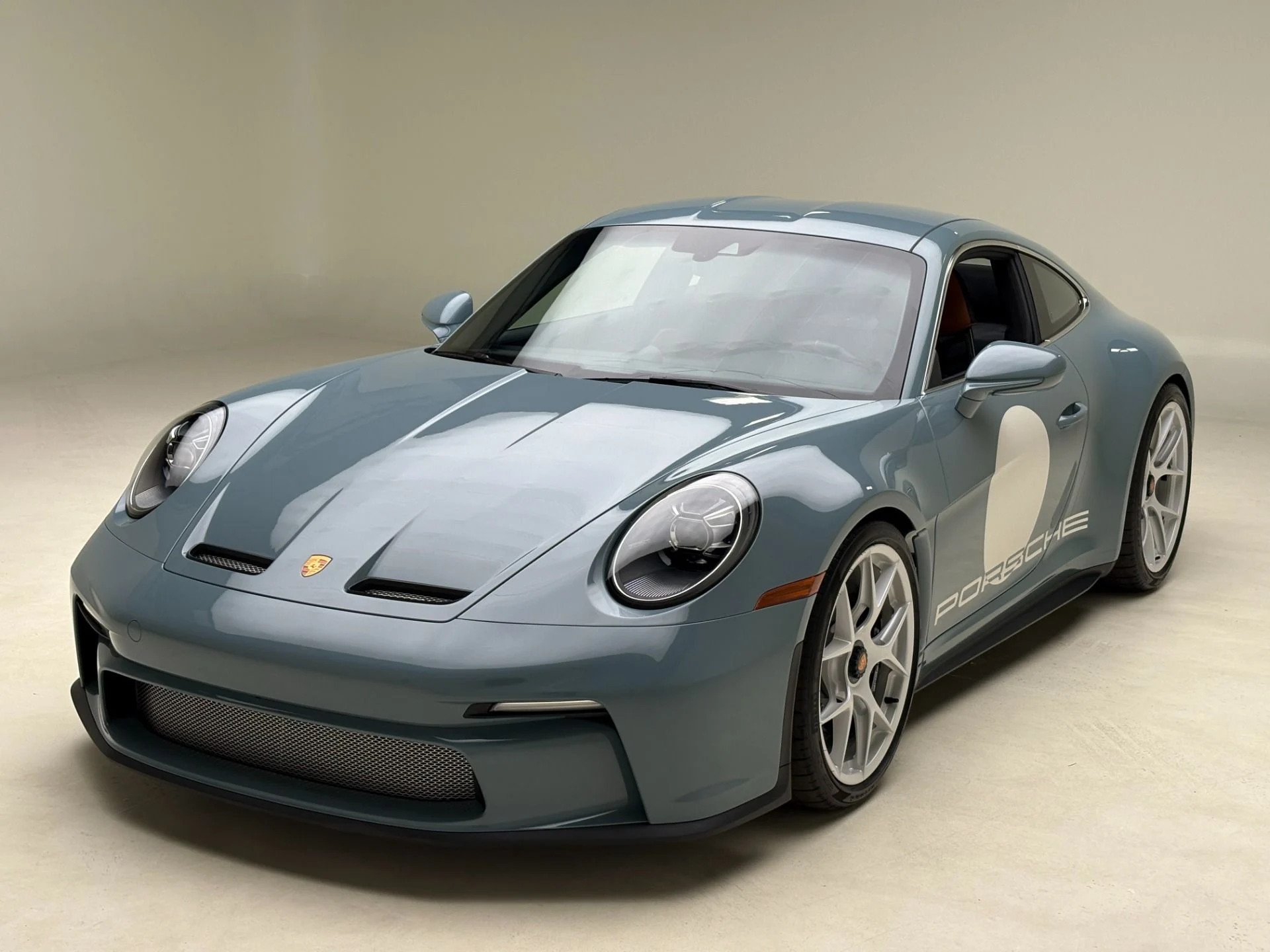 mph001_3039284331_Used_2024_Porsche_911_ST_1777656940_65f7775e7e