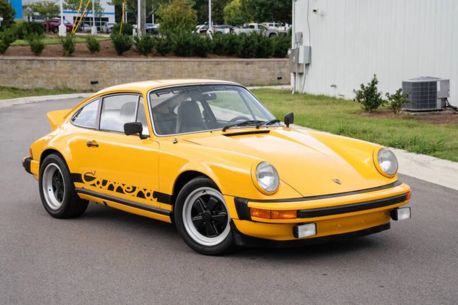 mph001_3044377380_1976_porsche_911_carrera_coupe_911_carrera_coupe_20c2ac3ad4
