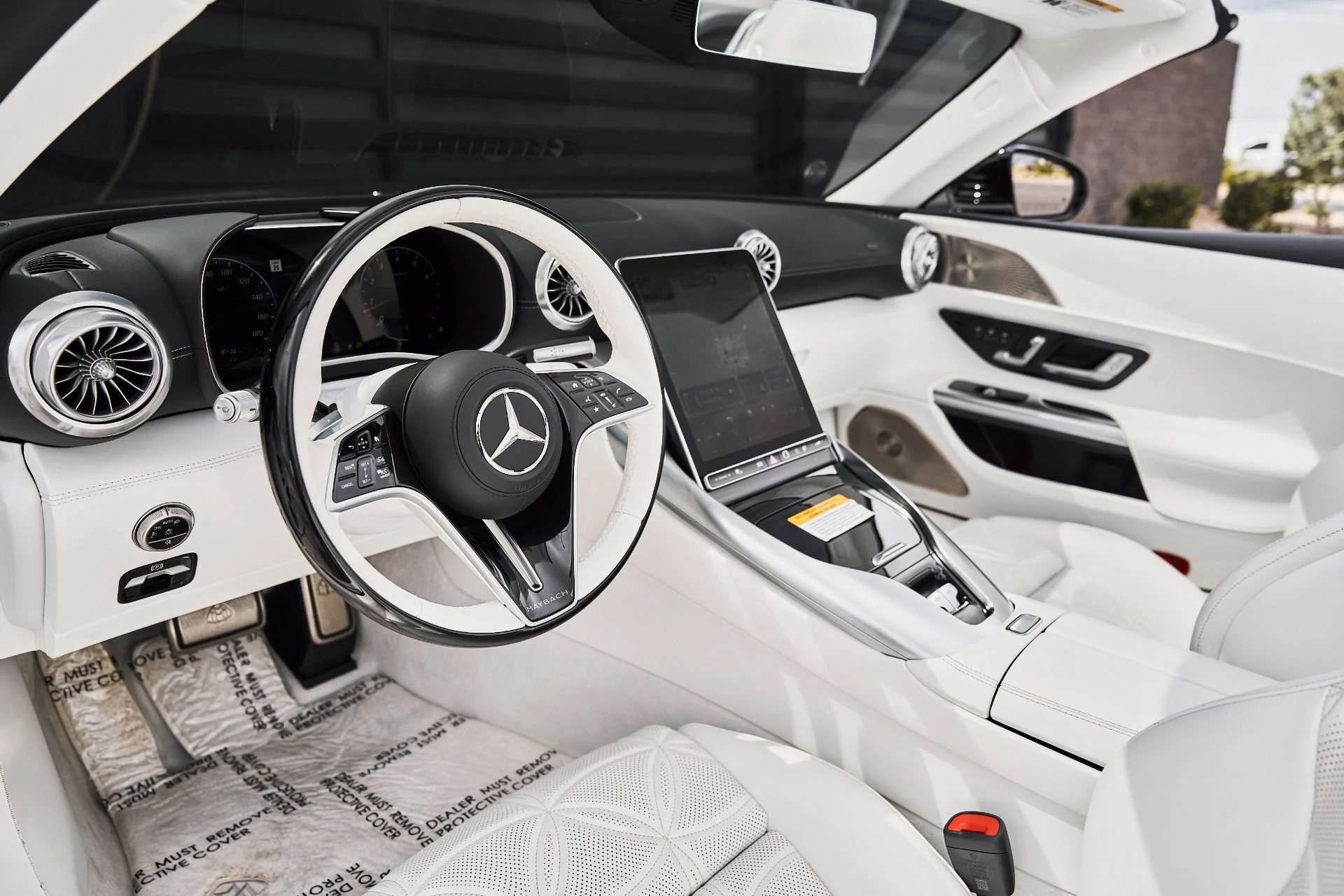 mph001_3044878832_Used_2026_Mercedes_Benz_SL_Class_Maybach_SL_680_1777159899_be6af084e3