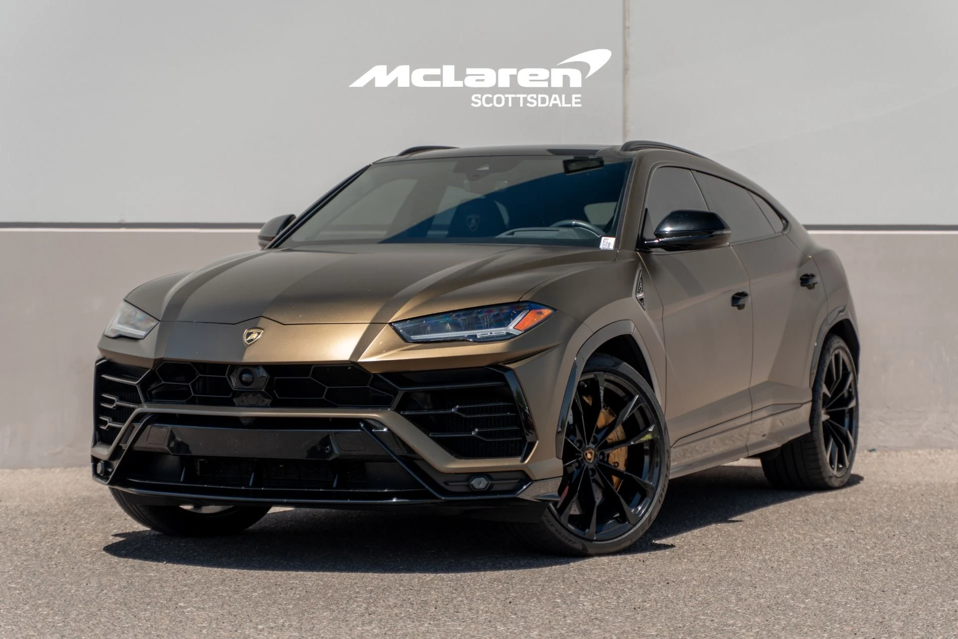 mph001_3047198056_Used_2021_LAMBORGHINI_URUS_1777648426_daccb29306