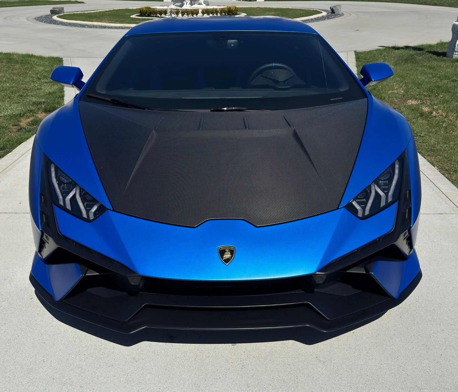mph001_3055474512_Used_2023_Lamborghini_Huracan_Tecnica_1774373424_eb5c7f9b18