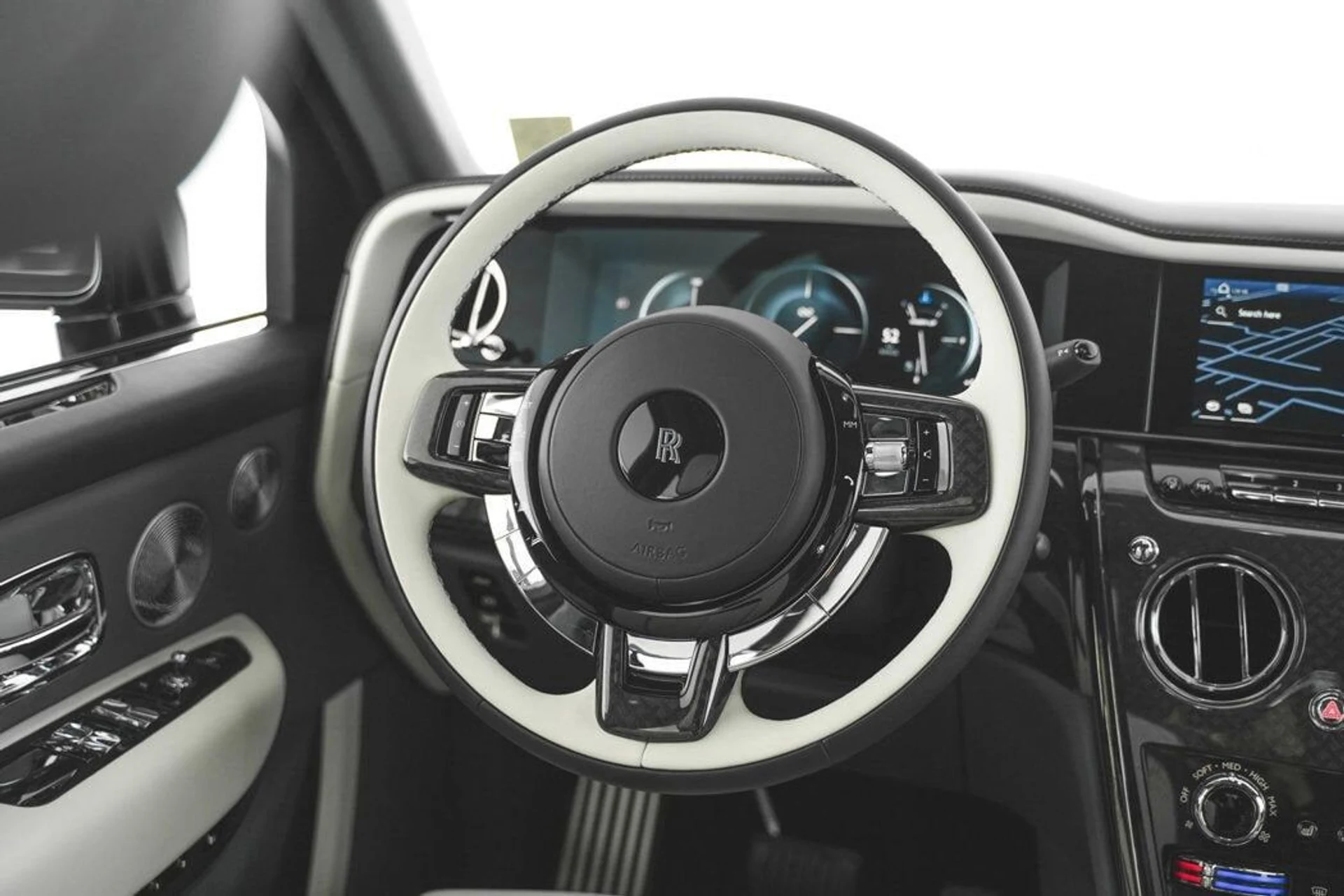 mph001_3056578774_914e11aaee3701144f2005456a80c182x_82c03add96