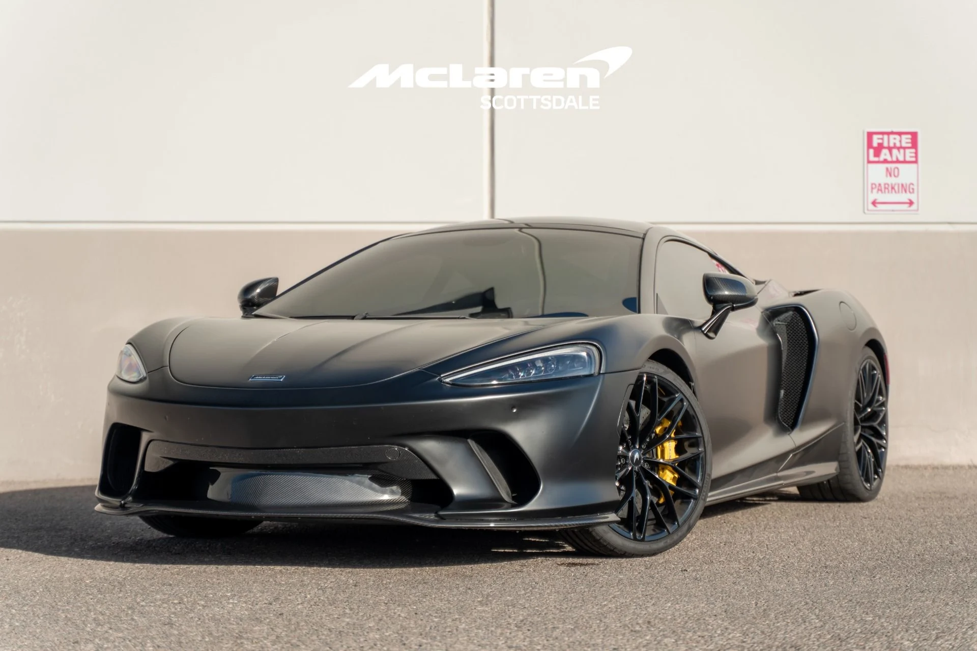 mph001_30578419_Used_2023_MCLAREN_GT_1766275299_606acf5239