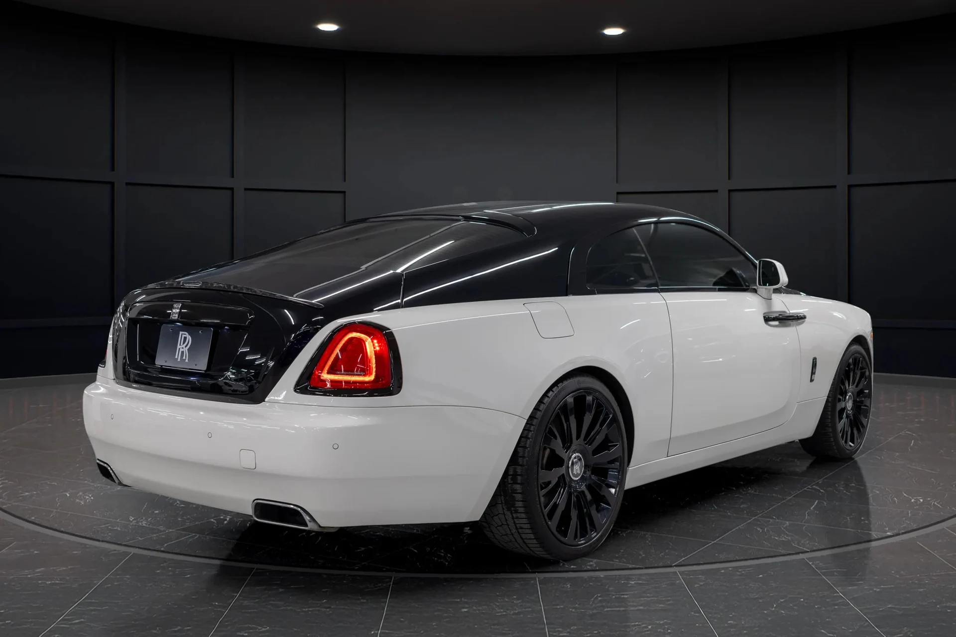 mph001_3063527738_5fa36609_2432_4392_a46e_5cc67bc77755_201720_Rolls_Royce20_Wraith2028_SCA_665_C56_HUX_8653929_11_e828cda2b2