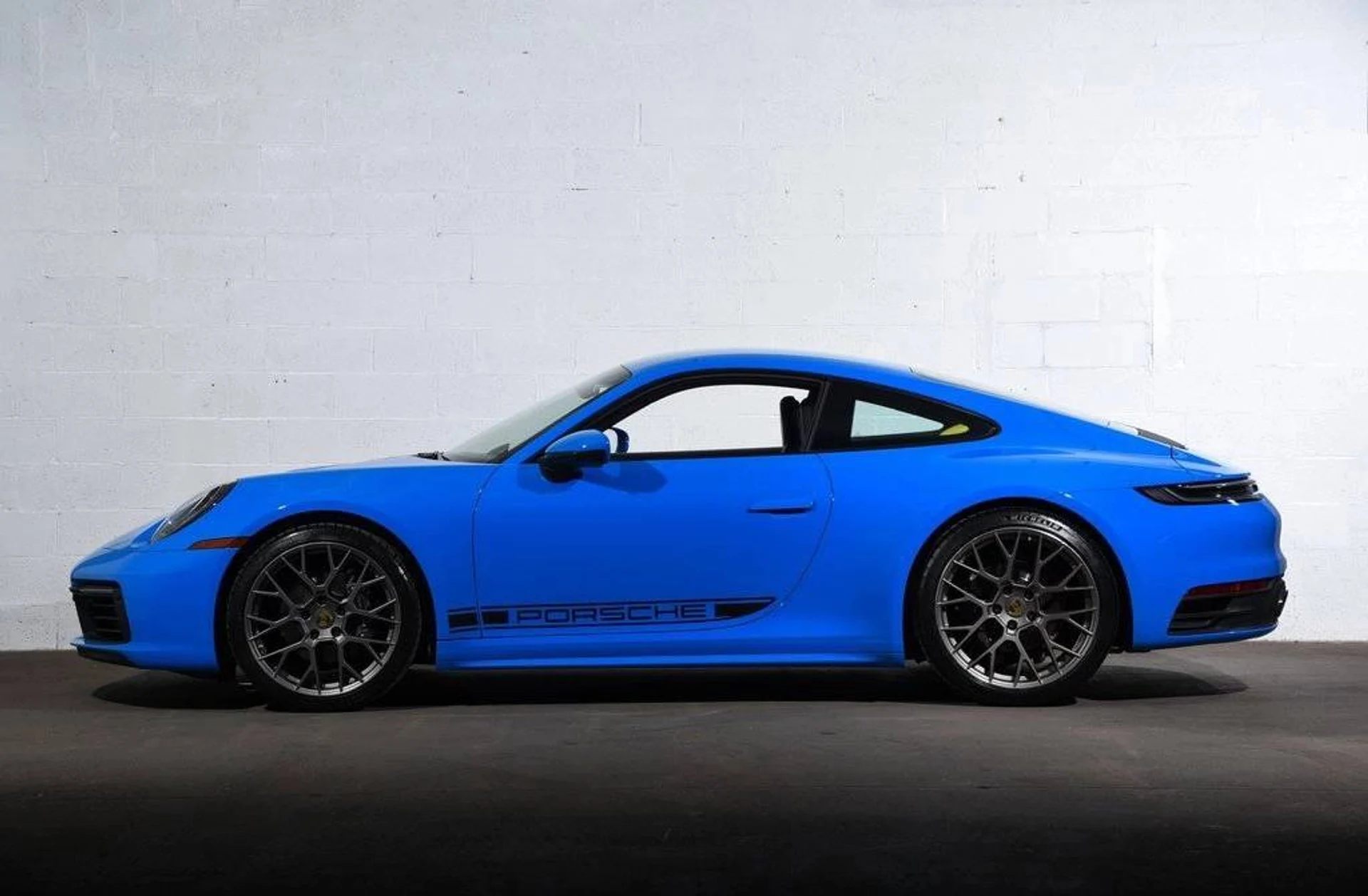 mph001_3068477364_c0fd37504b8caee70cf6b5a6e325f68fx_e4473cf43e