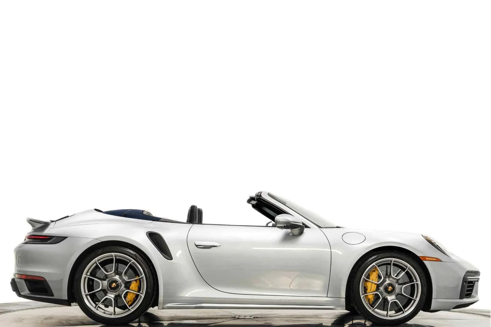 mph001_3084450657_Used_2022_Porsche_911_Turbo_S_Cabriolet_Front_Axle_Lift_Heated_Seats_and_Steering_Wheel_1765477529_8e5fe94ade